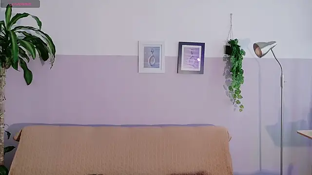 Snapshot of Zara_Fire chatting on April 2026 07:44:02 PM Zara Fire online show from April 2026 07:44:02 PM