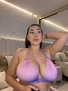 Snapshot of DannaMarshall chatting on April 2026 11:59:02 AM DannaMarshall online show from April 2026 11:59:02 AM