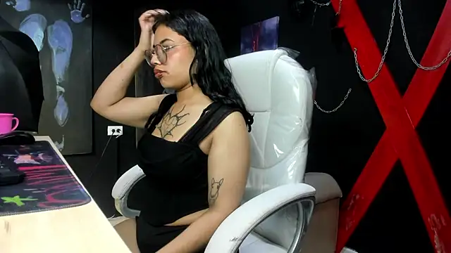 AryahMoonn online show from March 2026 03:12:01 AM