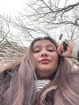 Taya lips online show from April 2026 09:07:02 AM