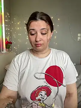 Taya lips online show from April 2026 06:40:02 AM