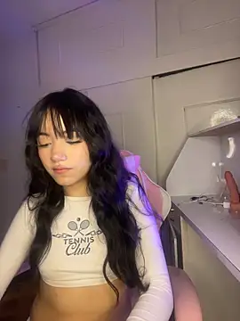 Snapshot of MayyBonita chatting on April 2026 03:42:02 PM MayyBonita online show from April 2026 03:42:02 PM