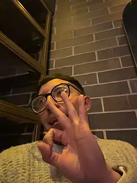 LeonBlazze online show from March 2026 07:46:02 AM