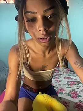 Snapshot of viczinaofc chatting on March 2026 05:49:01 PM viczinaofc online show from March 2026 05:49:01 PM