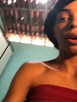 Snapshot of viczinaofc chatting on April 2026 03:45:01 PM viczinaofc online show from April 2026 03:45:01 PM