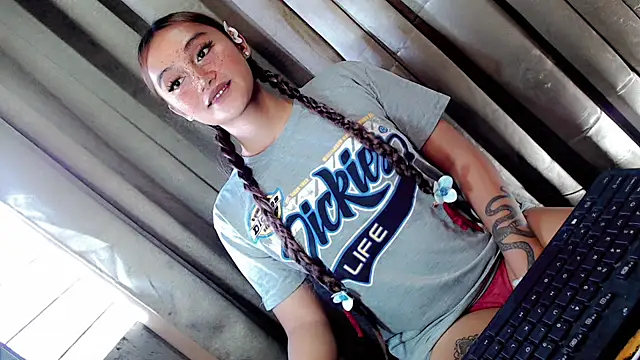 Jessicasfantasy online show from March 2026 01:22:02 AM