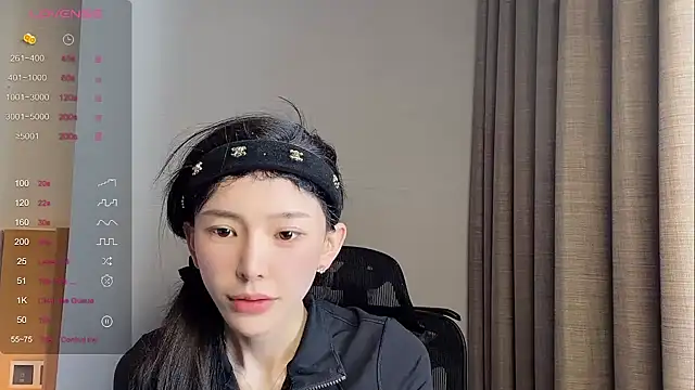 kiki-12 online show from April 2026 12:33:01 AM