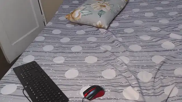 YourShySweetGal online show from April 2026 06:41:01 PM