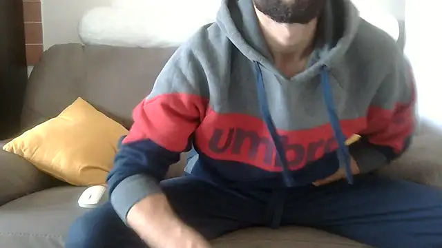 Snapshot of AmicisegretiITA chatting on April 2026 11:30:02 AM AmicisegretiITA online show from April 2026 11:30:02 AM