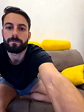 Snapshot of AmicisegretiITA chatting on April 2026 07:19:01 PM AmicisegretiITA online show from April 2026 07:19:01 PM