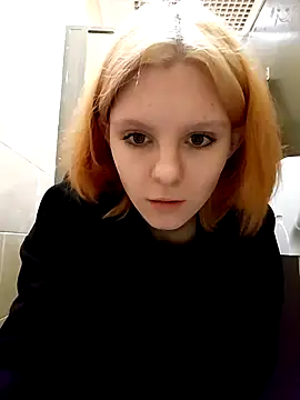 NinaParri online show from April 2026 03:15:01 AM