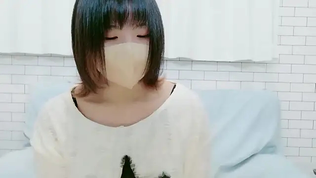 HARU 86  online show from April 2026 10:49:02 AM