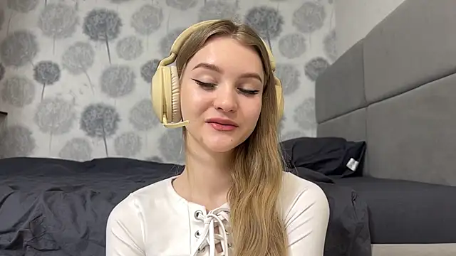 MelissaEvenns online show from April 2026 12:13:01 PM