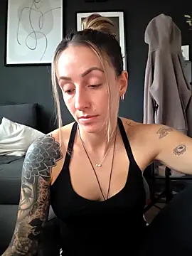 NicoleKaiser online show from March 2026 05:01:02 PM