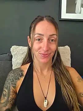 Snapshot of NicoleKaiser chatting on June 2026 08:09:02 AM NicoleKaiser online show from June 2026 08:09:02 AM