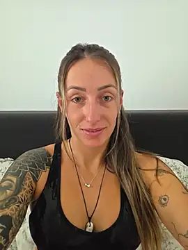 Snapshot of NicoleKaiser chatting on July 2026 08:19:02 AM NicoleKaiser online show from July 2026 08:19:02 AM