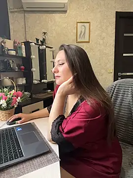 AgathaMyers online show from April 2026 06:18:02 AM