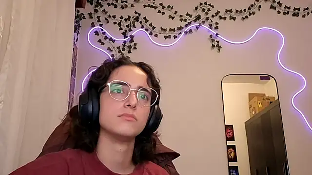 Snapshot of SanjuanaEytchison chatting on April 2026 10:04:02 AM SanjuanaEytchison online show from April 2026 10:04:02 AM