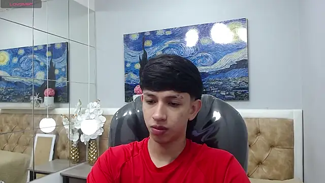 Snapshot of AdrianFranko chatting on April 2026 01:28:02 PM AdrianFranko online show from April 2026 01:28:02 PM