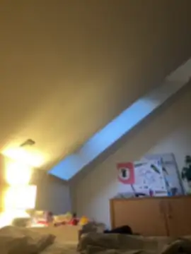 Snapshot of LeniMaria chatting on April 2026 05:40:02 PM LeniMaria online show from April 2026 05:40:02 PM