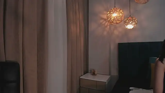 AnnieBlluee online show from March 2026 11:43:02 AM