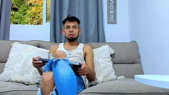 Snapshot of Steban_silv chatting on May 2026 11:27:01 AM Steban silv online show from May 2026 11:27:01 AM