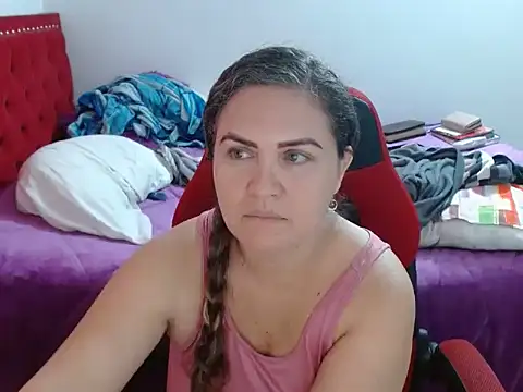 Snapshot of venecasexy45 chatting on April 2026 11:08:02 AM venecasexy45 online show from April 2026 11:08:02 AM