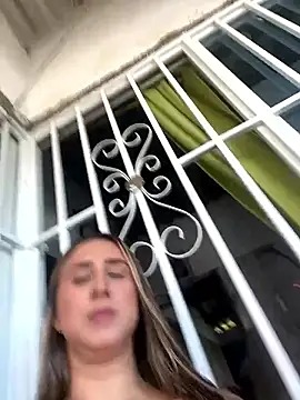 VictoriaWhitmore online show from April 2026 07:30:02 PM