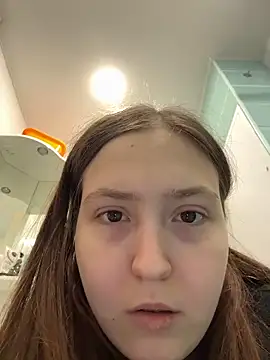 Snapshot of charmingggirl chatting on March 2026 02:51:01 PM charmingggirl online show from March 2026 02:51:01 PM