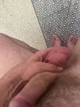 Snapshot of dandan198275 chatting on April 2026 04:07:01 PM dandan198275 online show from April 2026 04:07:01 PM