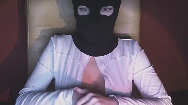 Snapshot of meow_miss chatting on April 2026 07:41:01 PM meow miss online show from April 2026 07:41:01 PM