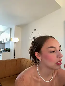 Snapshot of Lauren_Storm chatting on April 2026 06:28:01 PM Lauren Storm online show from April 2026 06:28:01 PM