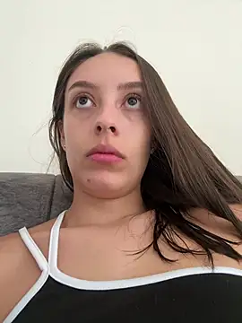 Lauren Storm online show from July 2026 04:20:01 PM