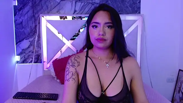 Snapshot of sweetbloomcs chatting on May 2026 08:59:01 PM sweetbloomcs online show from May 2026 08:59:01 PM