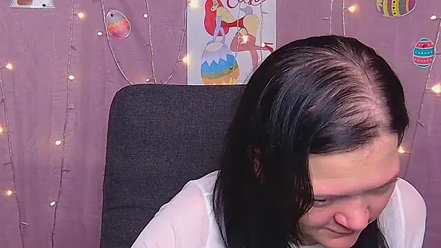 LauraFinn online show from March 2026 06:19:02 PM