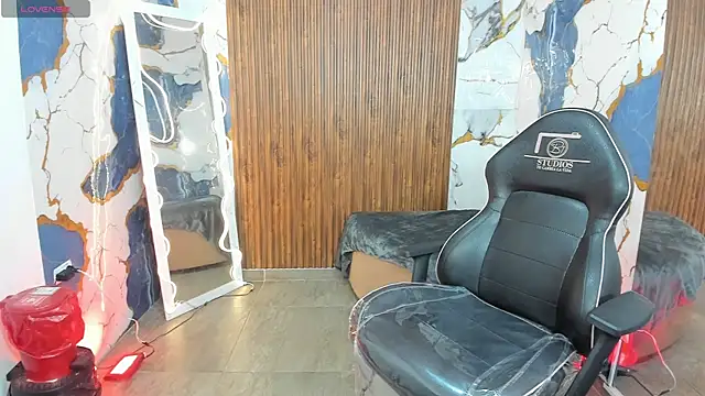 Alyce tay1 online show from April 2026 11:32:01 AM