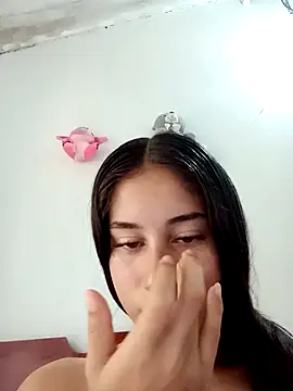 Bella Goddess  online show from April 2026 12:27:02 PM