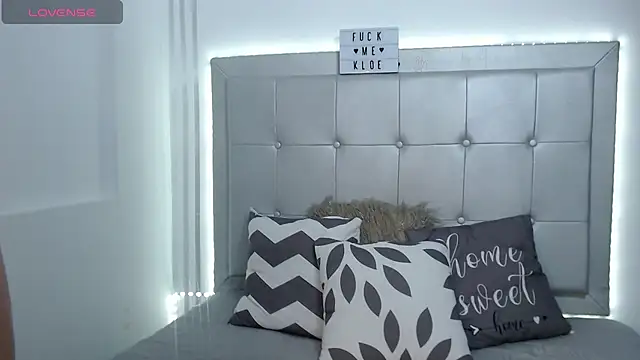 Snapshot of Kloe__watson chatting on March 2026 04:02:01 PM Kloe watson online show from March 2026 04:02:01 PM