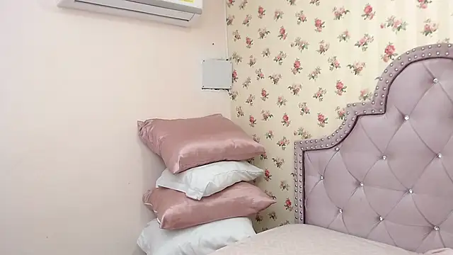 crystal watson0 online show from March 2026 01:05:01 PM