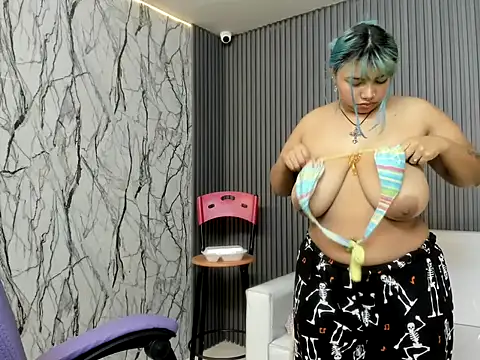 Snapshot of katteyes_20 chatting on March 2026 08:47:01 PM katteyes 20 online show from March 2026 08:47:01 PM