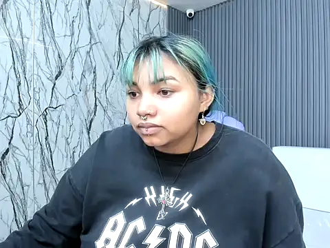 Snapshot of katteyes_20 chatting on March 2026 08:32:01 PM katteyes 20 online show from March 2026 08:32:01 PM