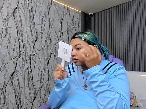 Snapshot of katteyes_20 chatting on April 2026 08:28:02 PM katteyes 20 online show from April 2026 08:28:02 PM