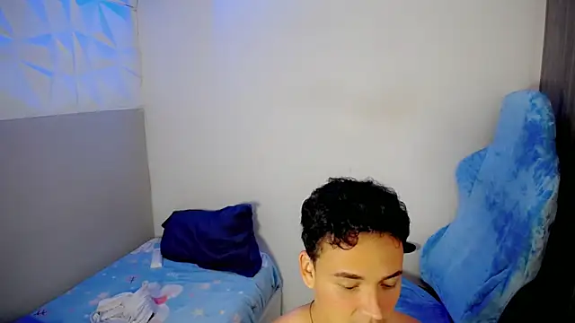 Snapshot of Mathias_twinkk chatting on March 2026 09:09:02 AM Mathias twinkk online show from March 2026 09:09:02 AM