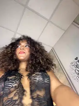 CurlyOopsieXXX online show from April 2026 09:37:01 PM