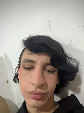 Snapshot of Emmyy_Fantasy chatting on April 2026 11:43:02 PM Emmyy Fantasy online show from April 2026 11:43:02 PM