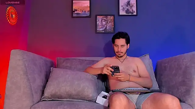 ReubenandScott online show from March 2026 08:42:01 PM