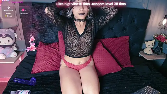 Stardoll1  online show from April 2026 02:44:01 PM