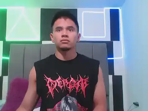 Snapshot of adonis_latin_19 chatting on April 2026 03:21:01 AM adonis latin 19 online show from April 2026 03:21:01 AM