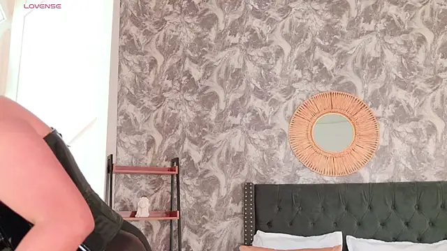  Miss alexxxa online show from April 2026 04:56:02 PM