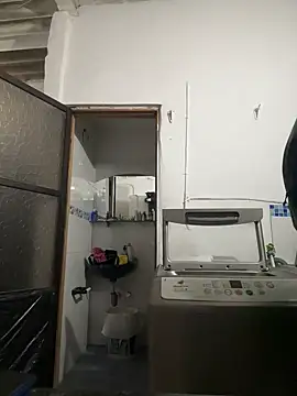 Snapshot of lindaandtony chatting on March 2026 03:19:02 AM lindaandtony online show from March 2026 03:19:02 AM